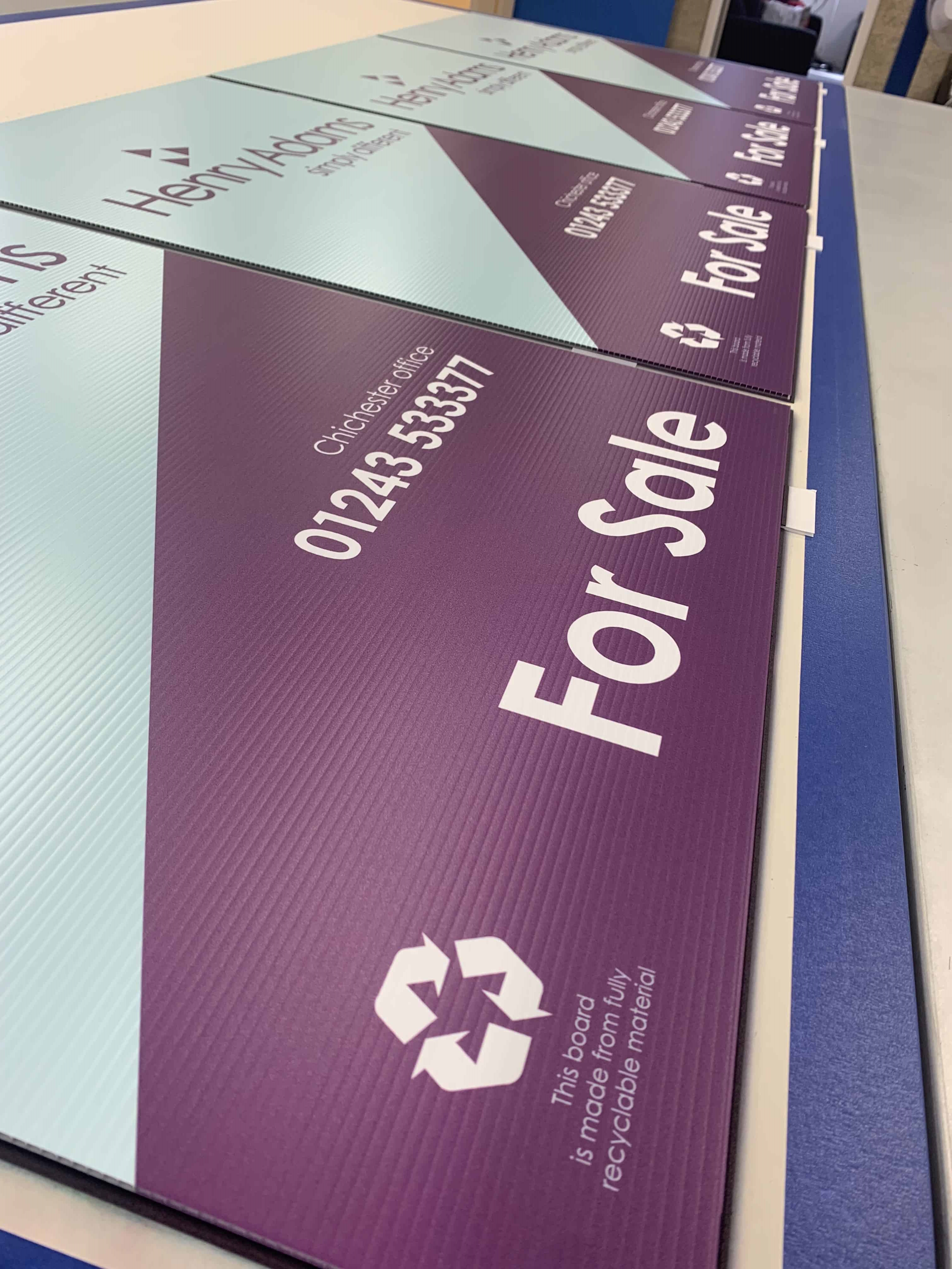 How Consistent Estate Agent Boards Strengthen Local Brand Recognition